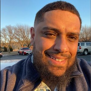 Meet your Posher, Omari